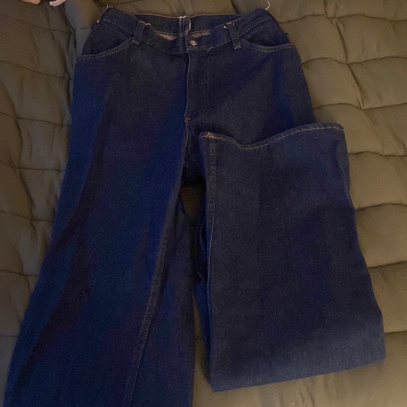 Wide leg vintage Levi denim - Picture 1 of 2